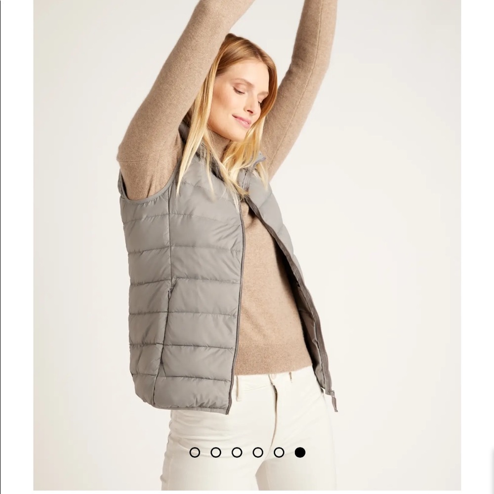 GAP Lightweight Down Puffer Vest